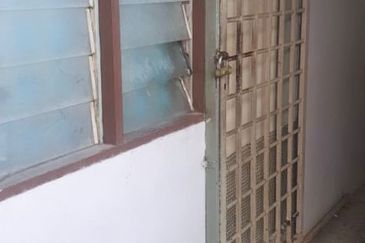 Flat Tasek 64, Bandar Baru Seri Alam