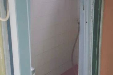 Flat Tasek 64, Bandar Baru Seri Alam