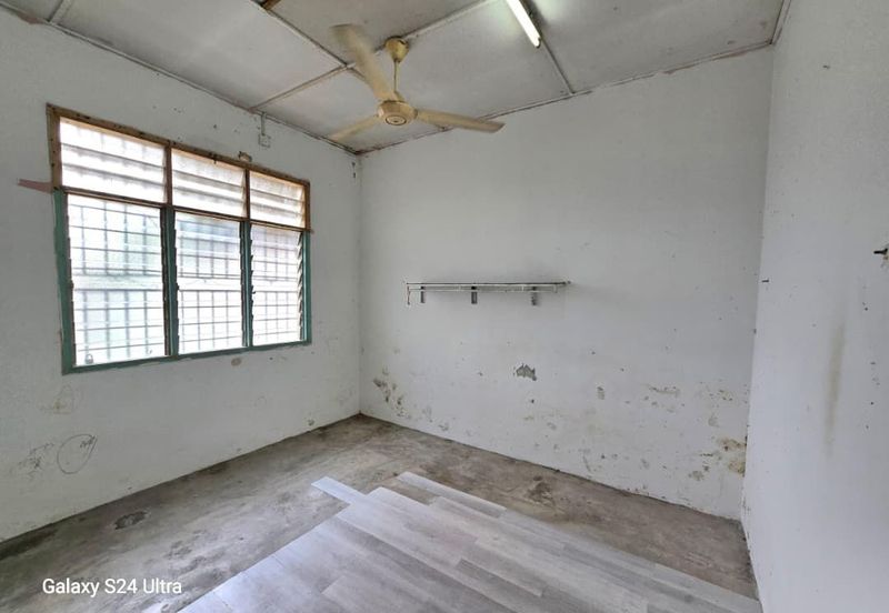 Jalan Sj 3/7 , Taman Seremban Jaya , 74500 Seremban, Senawang