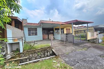 Jalan Sj 3/7 , Taman Seremban Jaya , 74500 Seremban, Senawang