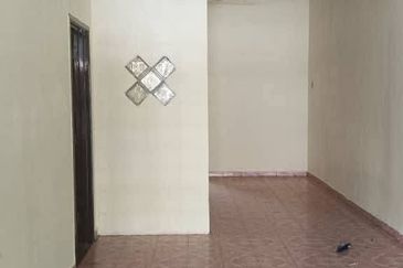 Jalan Mentari 1a/9, Bandar Mahkota,  Banting, Selangor