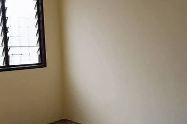 Jalan Mentari 1a/9, Bandar Mahkota,  Banting, Selangor