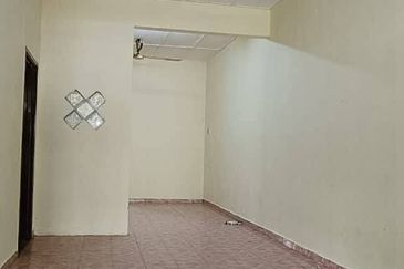 Jalan Mentari 1a/9, Bandar Mahkota,  Banting, Selangor