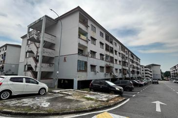 Flat Tasek 64, Bandar Baru Seri Alam