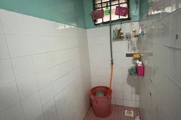 Flat Tasek 64, Bandar Baru Seri Alam