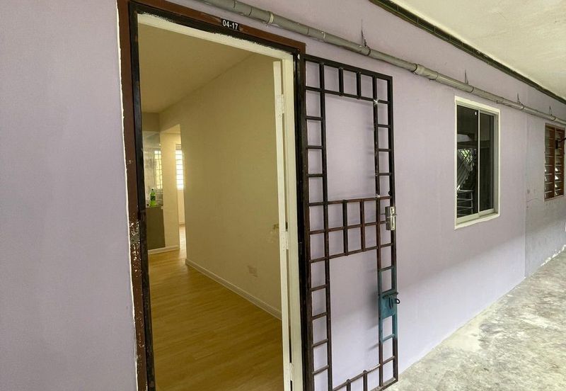 Flat Taman Plentong Utama