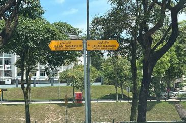 Jalan Gaharu , Kampung Setanggi Dato Sulaiman Menteri, Johor