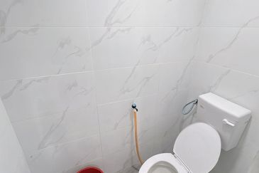 Jalan 8, Taman Sri Sungai Pelek , Sungai Pelek