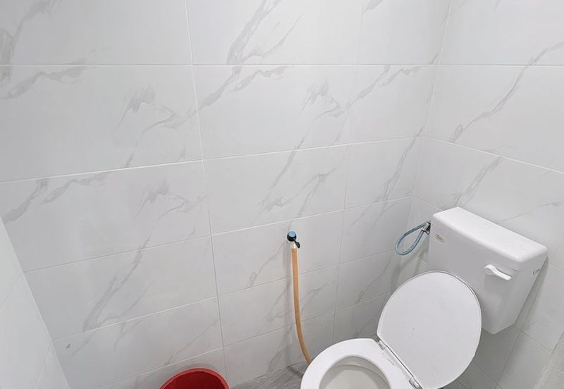 Jalan 8, Taman Sri Sungai Pelek , Sungai Pelek