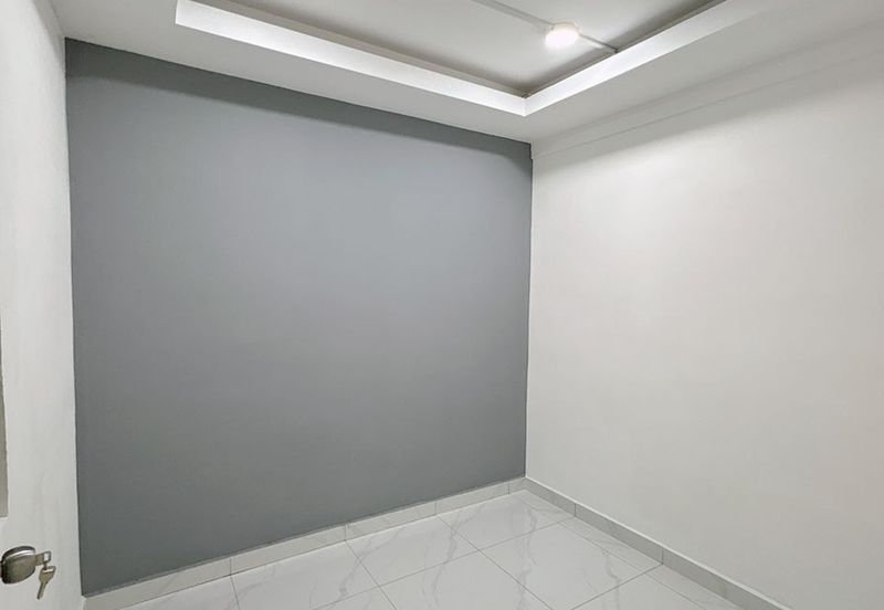 Jalan 8, Taman Sri Sungai Pelek , Sungai Pelek