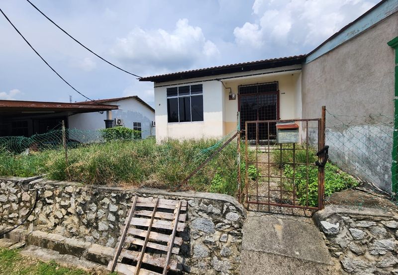 Jalan Kesang Desa 6 , Taman Desa Kesang