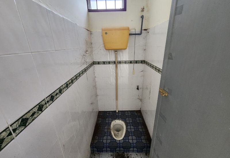 Jalan Kesang Desa 6 , Taman Desa Kesang