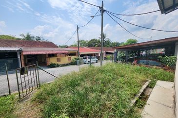 Jalan Kesang Desa 6 , Taman Desa Kesang