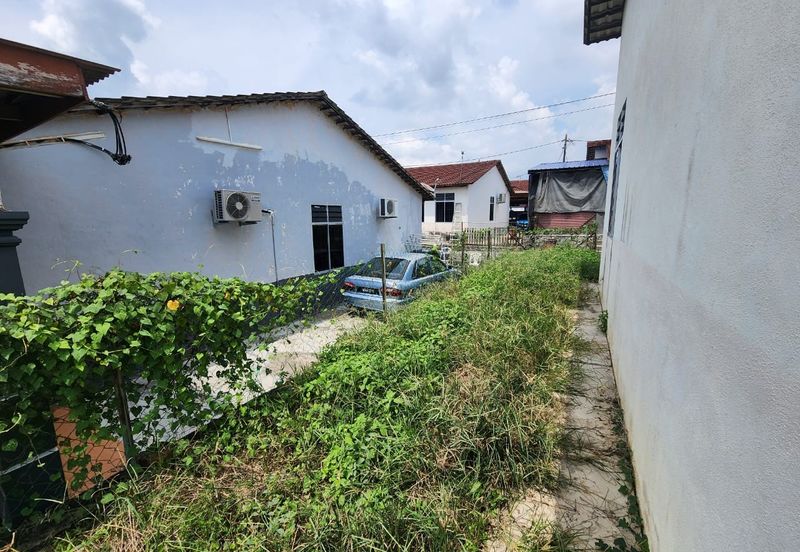 Jalan Kesang Desa 6 , Taman Desa Kesang