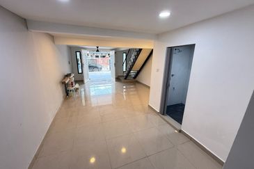 Jalan Panti 15, Taman Bukit Tiram , Ulu Tiram