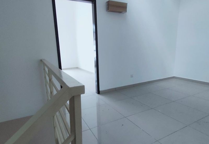 Jalan Wau Merak , Bandar Layangkasa, 81700 Pasir Gudang, Johor