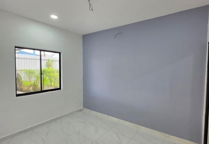 Fully Renovated @ Jalan Ria , Kampung Baru Lima Kedai