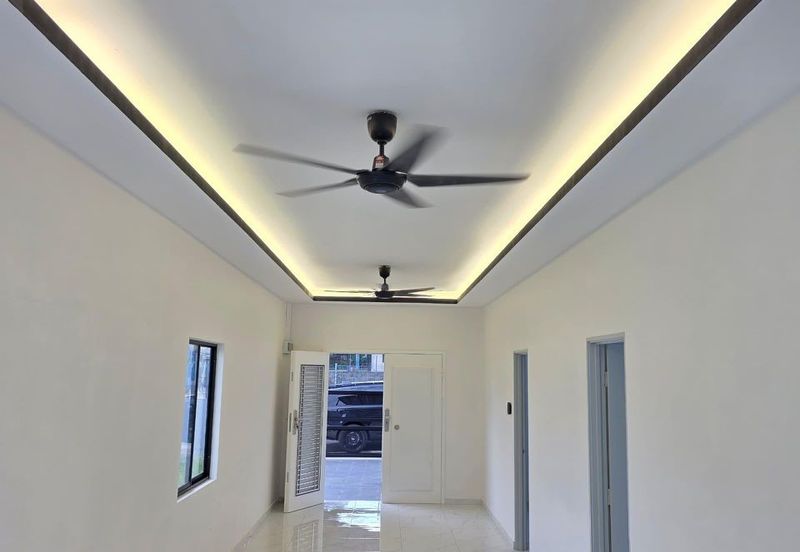 Fully Renovated @ Jalan Ria , Kampung Baru Lima Kedai