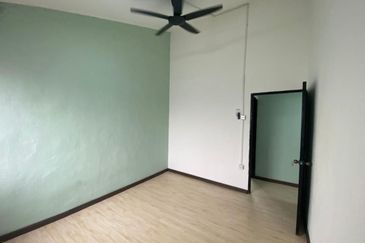 Jalan Panti, Taman Bukit Tiram, Ulu Tiram, Johor