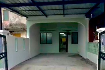 Jalan Panti, Taman Bukit Tiram, Ulu Tiram, Johor