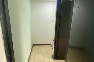 Jalan Panti, Taman Bukit Tiram, Ulu Tiram, Johor