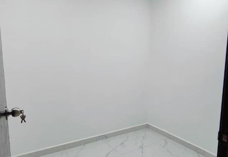 Fully Renovated @ Jalan Kemboja 5 , Taman Plentong