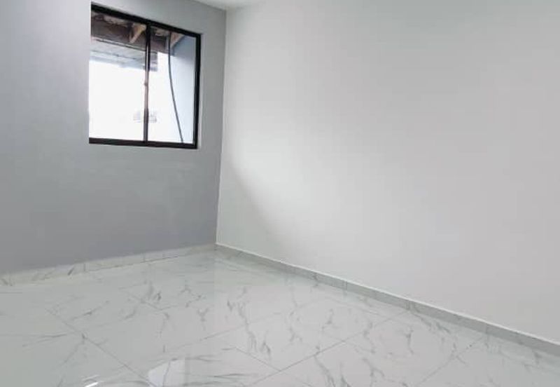 Fully Renovated @ Jalan Kemboja 5 , Taman Plentong