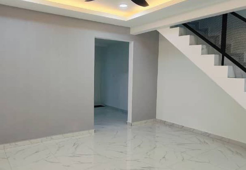 Fully Renovated @ Jalan Kemboja 5 , Taman Plentong