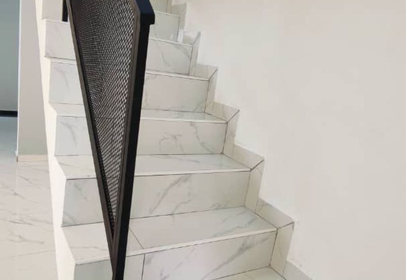 Fully Renovated @ Jalan Kemboja 5 , Taman Plentong