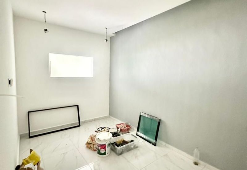 Fully Renovated @  Jalan 10/11, Taman Air Biru , Pasir Gudang