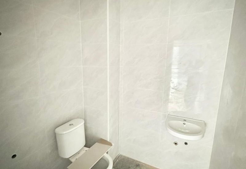 Fully Renovated @  Jalan 10/11, Taman Air Biru , Pasir Gudang