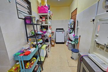 Jalan Nusaria , Taman Nusantara , Gelang Patah