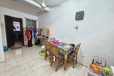 Jalan Nusaria , Taman Nusantara , Gelang Patah