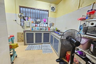 Jalan Nusaria , Taman Nusantara , Gelang Patah