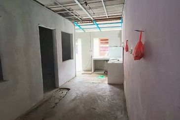 Unblock View @ Jalan Gelam , Taman Rinting, Masai