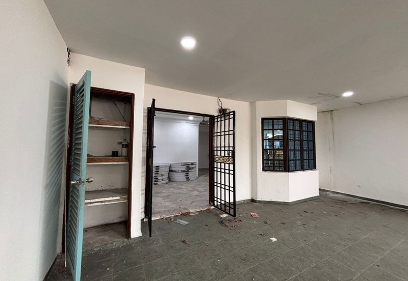 Jalan B/H7, Taman Banang Heights , Batu Pahat, Johor