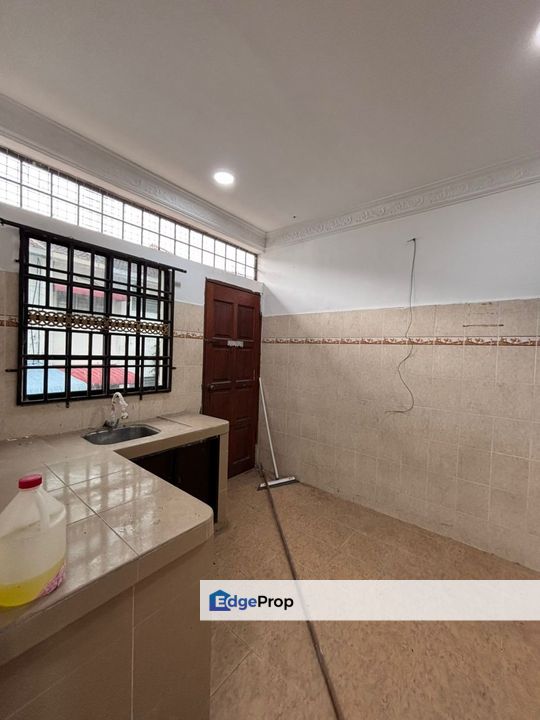 Jalan B/H7, Taman Banang Heights , Batu Pahat, Johor, Johor, Batu Pahat