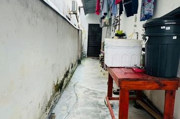 Jalan Bunga Melati, Taman Aman,  Senai