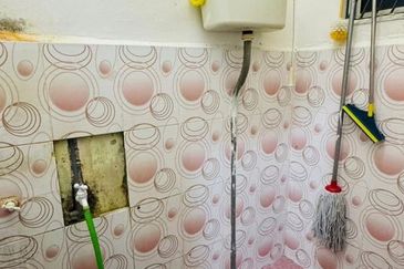 Jalan Bunga Melati, Taman Aman,  Senai