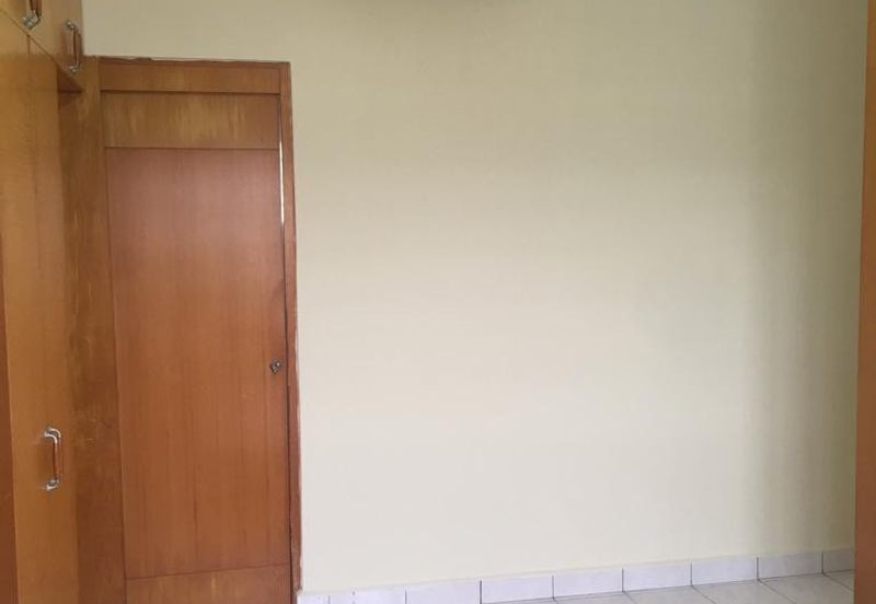 Flat Bandar Selesa Jaya , Skudai