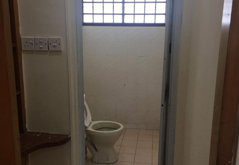 Flat Bandar Selesa Jaya , Skudai