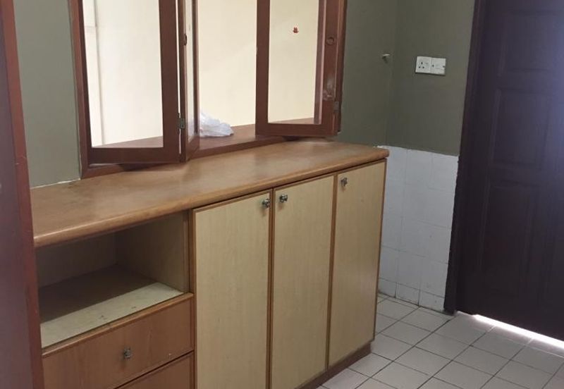 Flat Bandar Selesa Jaya , Skudai
