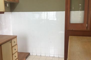 Flat Bandar Selesa Jaya , Skudai