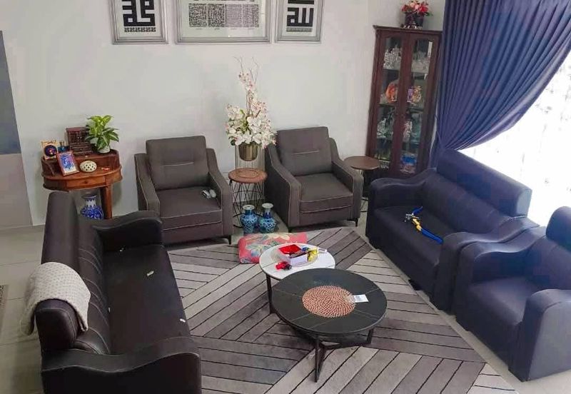 Unblock View @ Jalan Kencana, Taman Pura Kencana, Batu Pahat, Johor