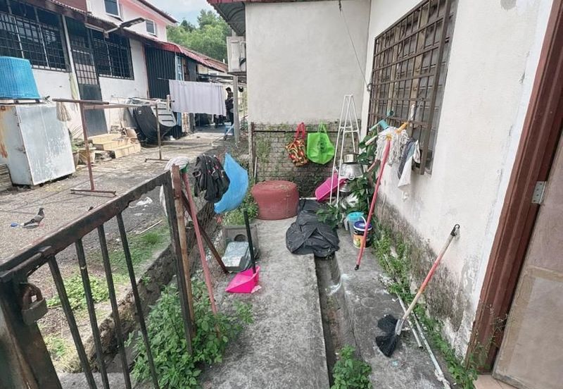 Jalan Harmoni , Taman Harmoni, Semenyih, Selangor