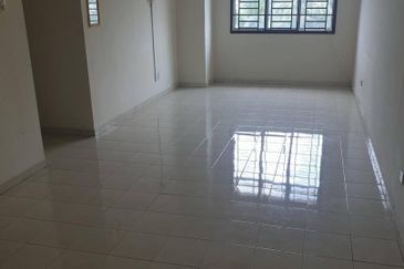 Indah Court Apartment