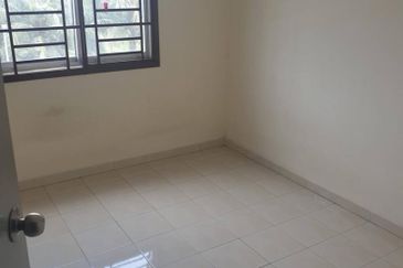 Indah Court Apartment