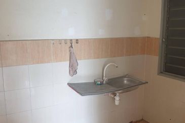 Indah Court Apartment