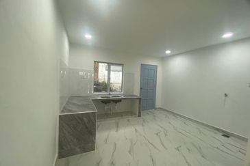 Jalan Lading, Taman Puteri Wangsa, Ulu Tiram