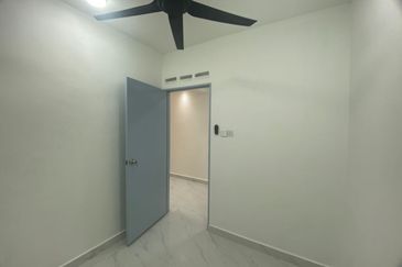 Jalan Lading, Taman Puteri Wangsa, Ulu Tiram